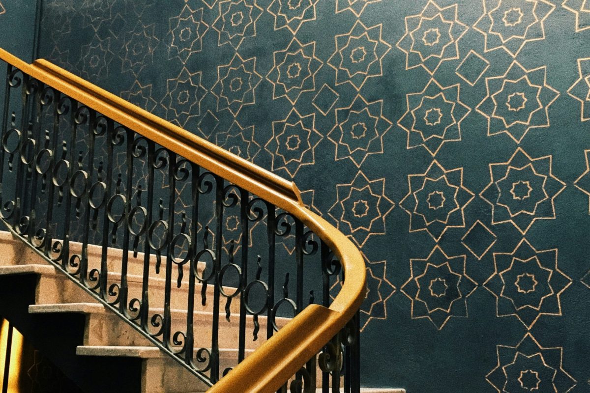 Comment intégrer un escalier en fer forgé dans votre décoration ?