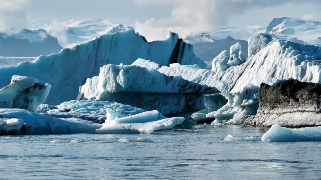 Pourquoi choisir une croisière de luxe pour explorer l’antarctique ?