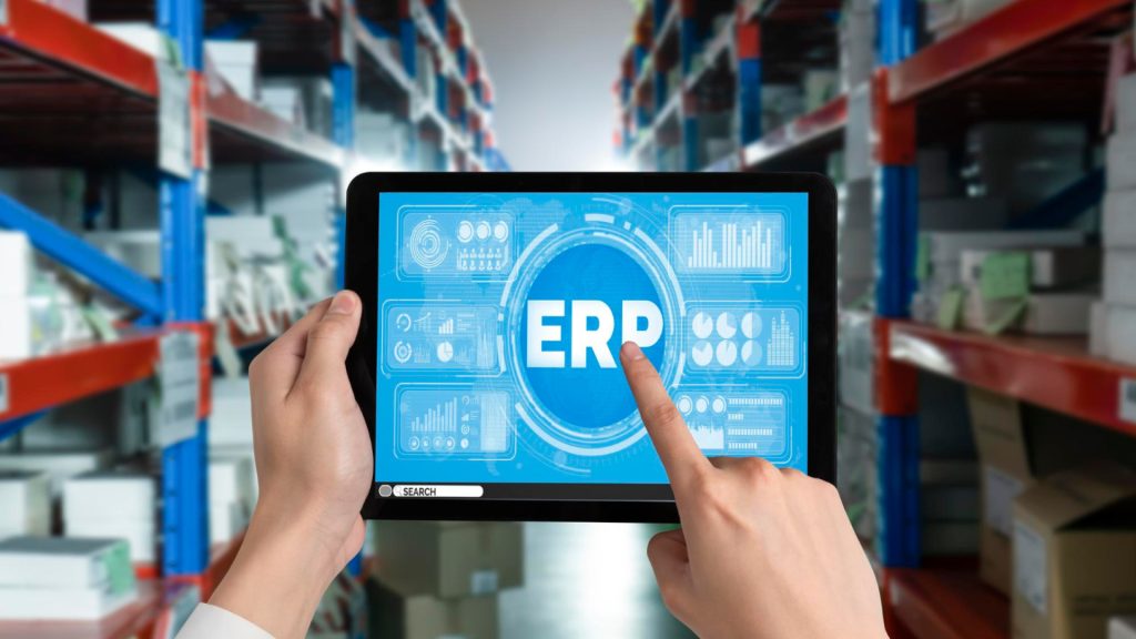 Quand passer à un ERP logistique ? Les signes à surveiller