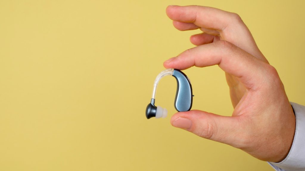 Comment un appareil auditif améliore votre qualité de vie ?