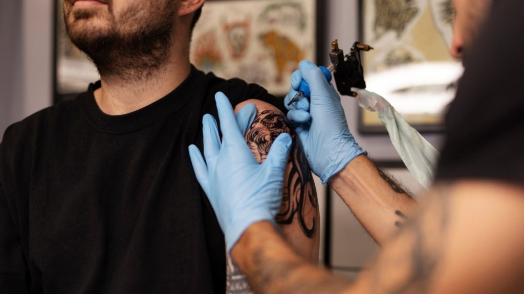 Tatoueur : préparez votre séance pour un tatouage réussi !