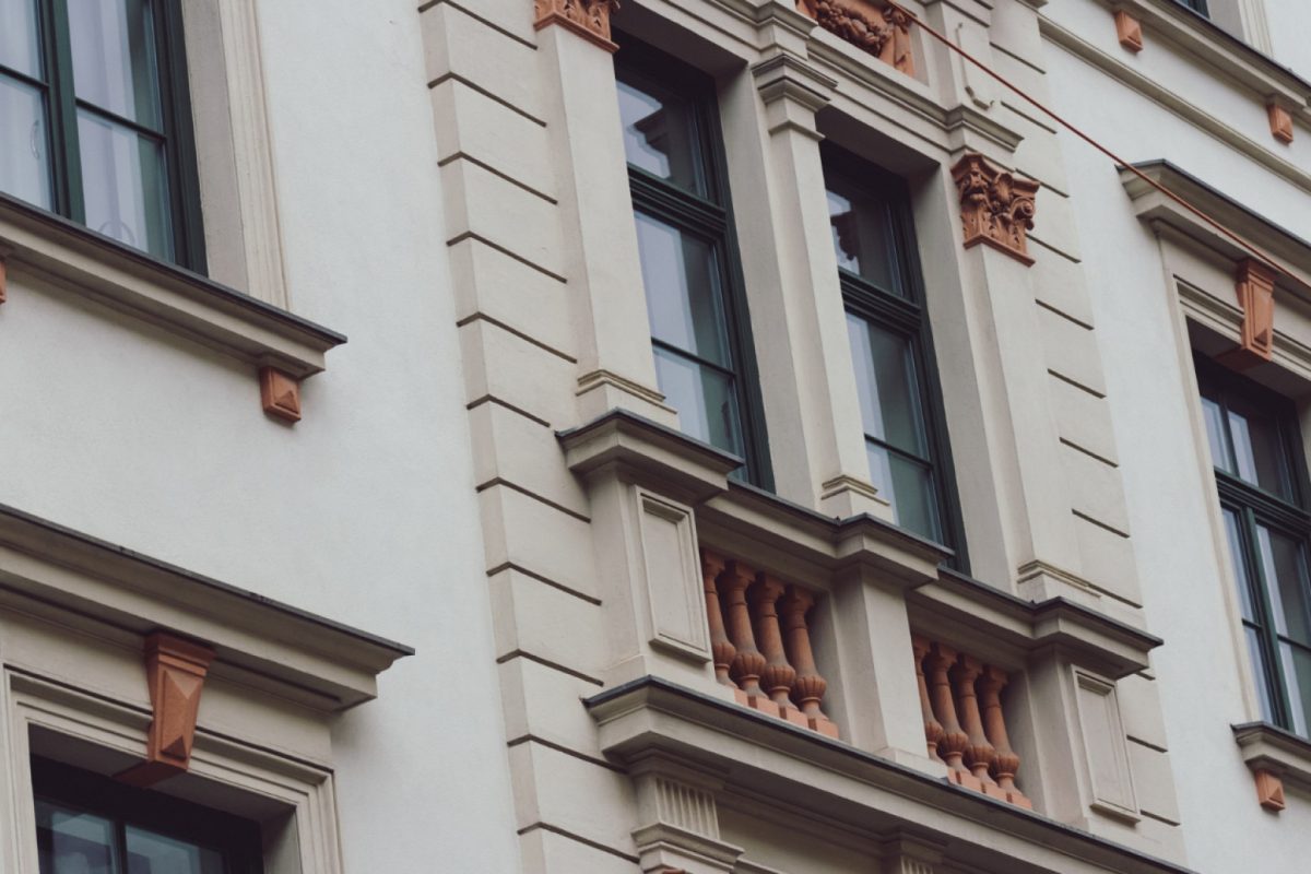 Menuiseries à Paris : comment bien choisir ses fenêtres pour un logement confortable ?