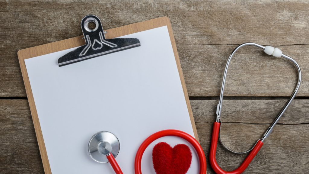 Mutuelle santé : que couvre-t-elle pour les douleurs dorsales ?