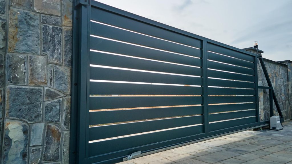 Portails et automatisation : comment allier confort et sécurité ?