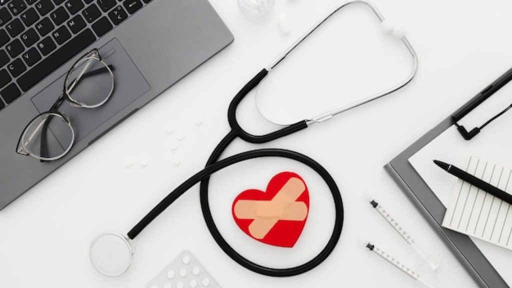 Comment gérer sa mutuelle santé et ses documents en toute simplicité ?