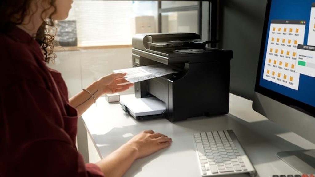 Imprimantes : trouvez le matériel informatique adapté à vos besoins !