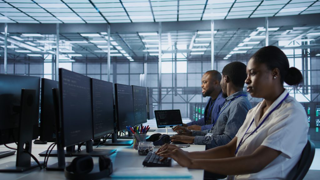 Les bonnes pratiques pour optimiser la consommation énergétique d'une salle informatique