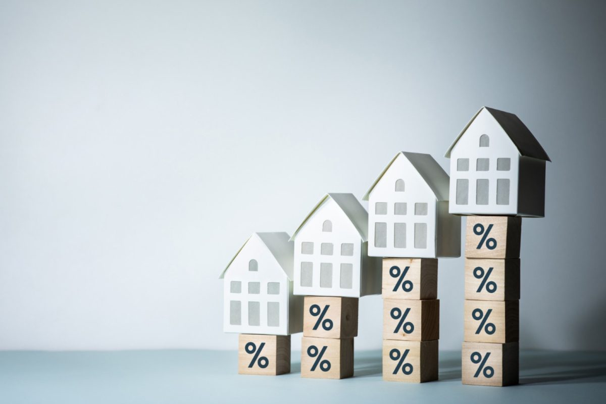 Pourquoi les taux immobiliers montent ou baissent ?